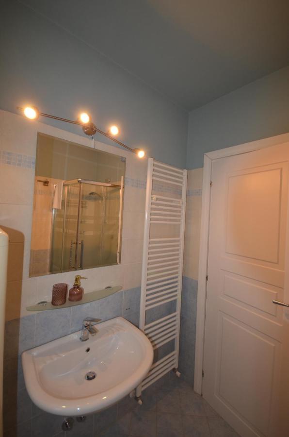 Varennahouse Luaran gambar